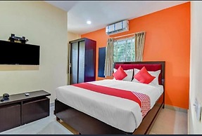 Hotel Sai Crystal