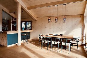 Premium Chalet With Sauna & Hot Tub