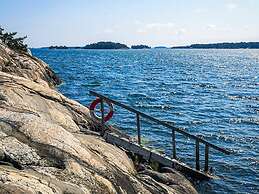 5 Star Holiday Home in Navekvarn