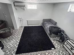 5 Star Holiday Home in Navekvarn