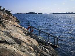 5 Star Holiday Home in Navekvarn