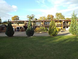 Mobile Home im Ferienpark mit Seezugang