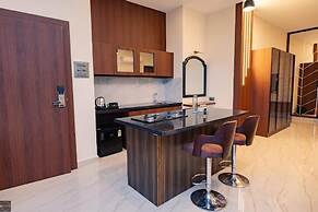 Reunion DeHomes - Premium Suites