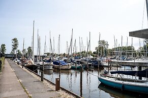 Sea View Apartment With Terrace for 8
