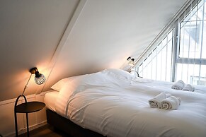 Sea View Apartment With Terrace for 8