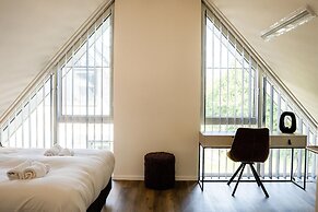 Sea View Apartment With Terrace for 8