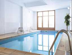 Wellness Hub for Three Guests