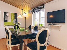 6 Person Holiday Home in Brovst