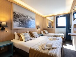 Living for Three in the Heart of Huez
