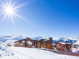 Living for Three in the Heart of Huez