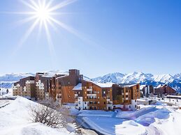 Living for Three in the Heart of Huez