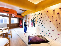 Living for Three in the Heart of Huez