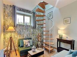 Stunning Holiday Cottage in Neulliac