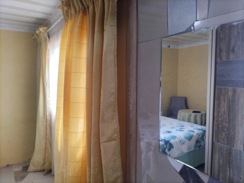 Lethabo Mountain View Guest House Cheap