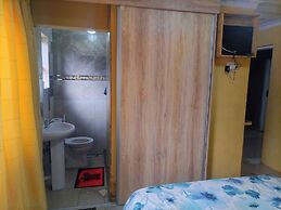 Lethabo Mountain View Guest House Cheap