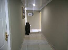 Lethabo Mountain View Guest House Cheap