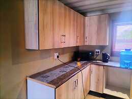 Lethabo Mountain View Guest House Cheap