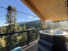 Deluxe Chalet With Sauna & hot tub