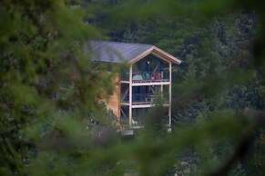 Deluxe Chalet With Sauna & hot tub