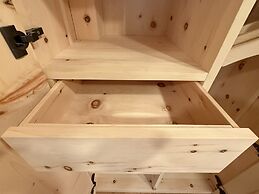 Deluxe Chalet With Sauna & hot tub