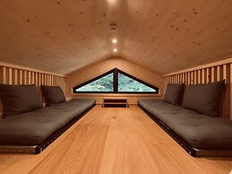Deluxe Chalet With Sauna & hot tub