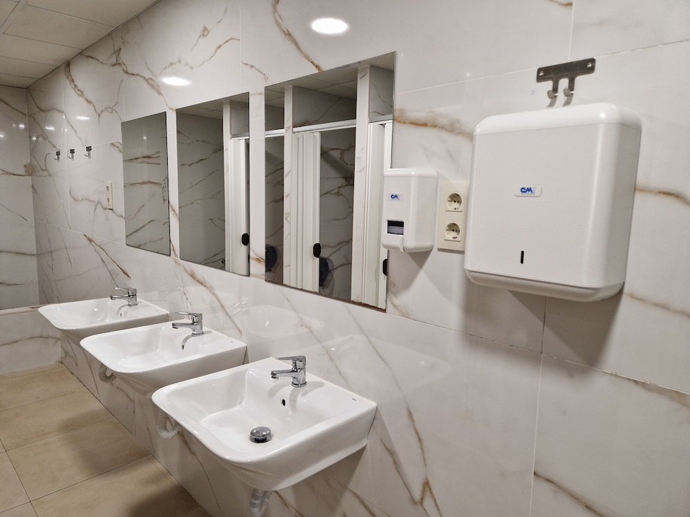 PALOMERAS Coliving & Coworking