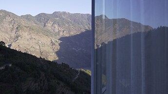 Saalak Suites On HIlltop