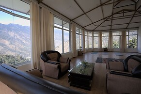 Saalak Suites On HIlltop