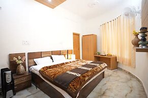 Saalak Suites On HIlltop