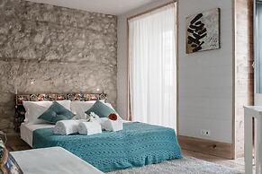 My Bairro Alto Suites