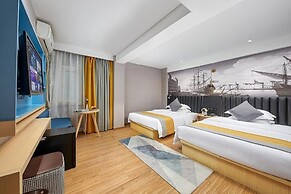 LanYu Hotel
