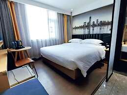 LanYu Hotel