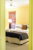 Coastal Holiday Home - Bradford 10