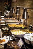 King Maker Grand Hotel