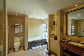 King Maker Grand Hotel