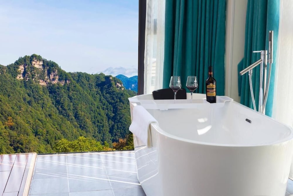 Zhangjiajie Cloudscape Lodge