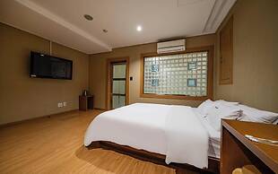 Hasen Nabeeya Hotel