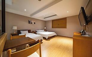 Hasen Nabeeya Hotel