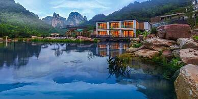 Avatar Peaks Resort