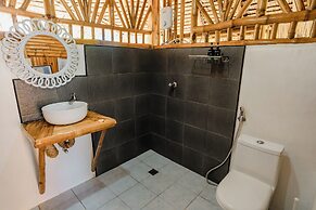 Tongo Hill Cottages
