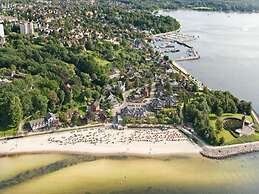 Heikendorf by Belvilla Single Room Land Side