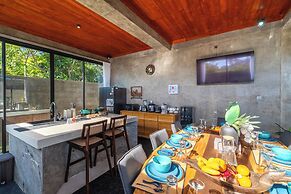 Melasti Beach Villa