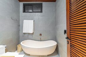 Melasti Beach Villa