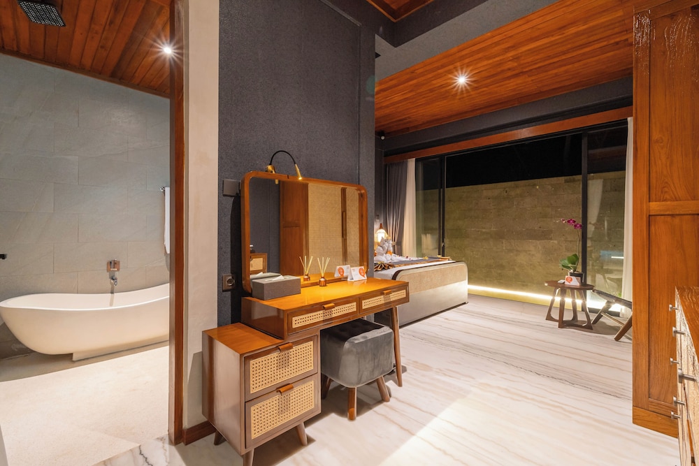 Melasti Beach Villa