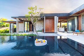 Melasti Beach Villa