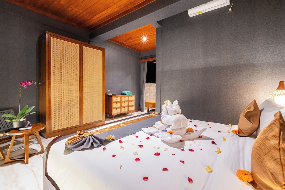 Melasti Beach Villa