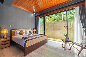 Melasti Beach Villa