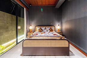 Melasti Beach Villa
