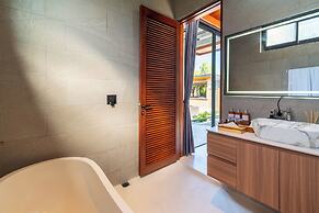 Melasti Beach Villa