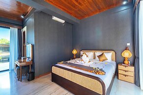 Melasti Beach Villa